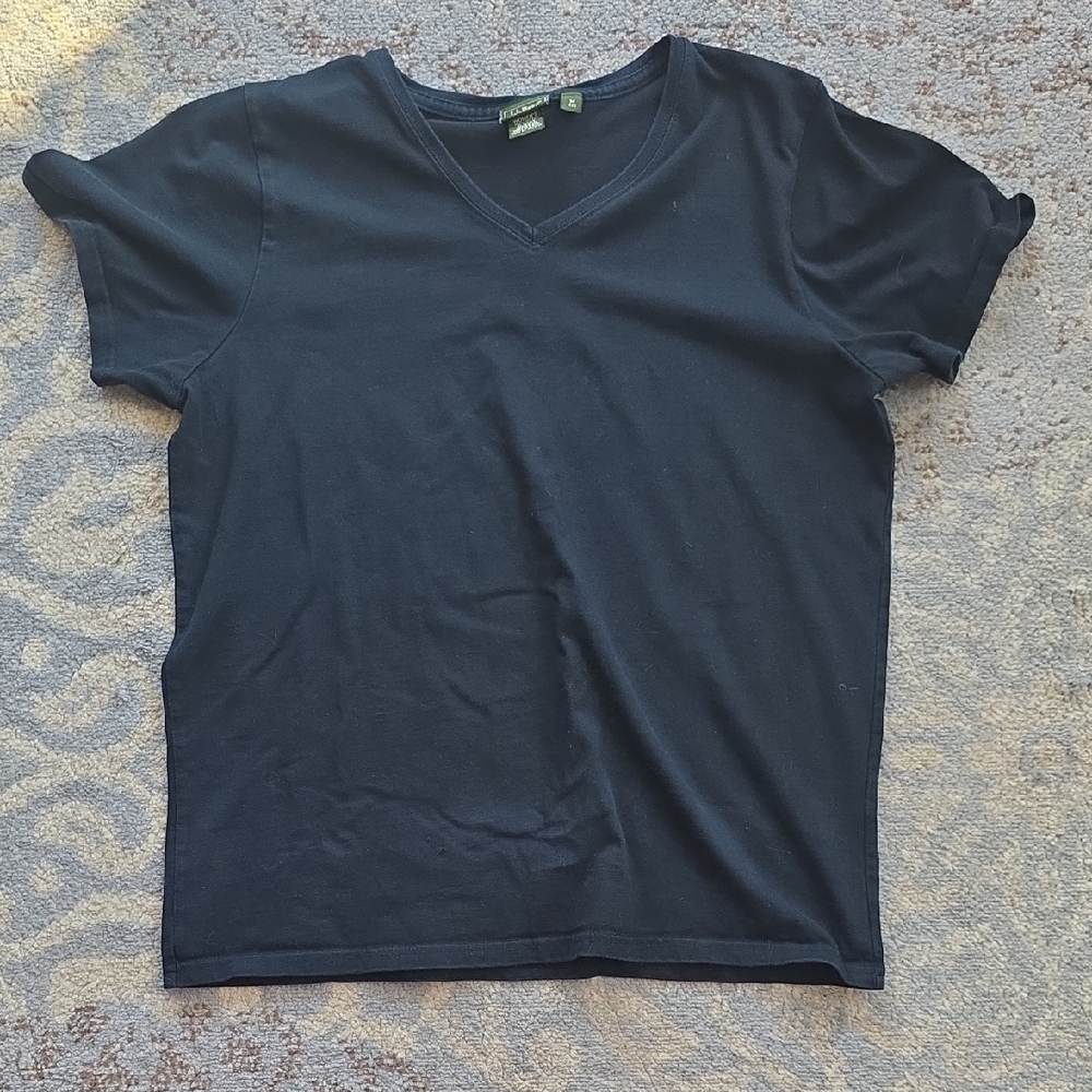 L.L. Bean V Neckline Short Sleeve Cotton Top Black Medium